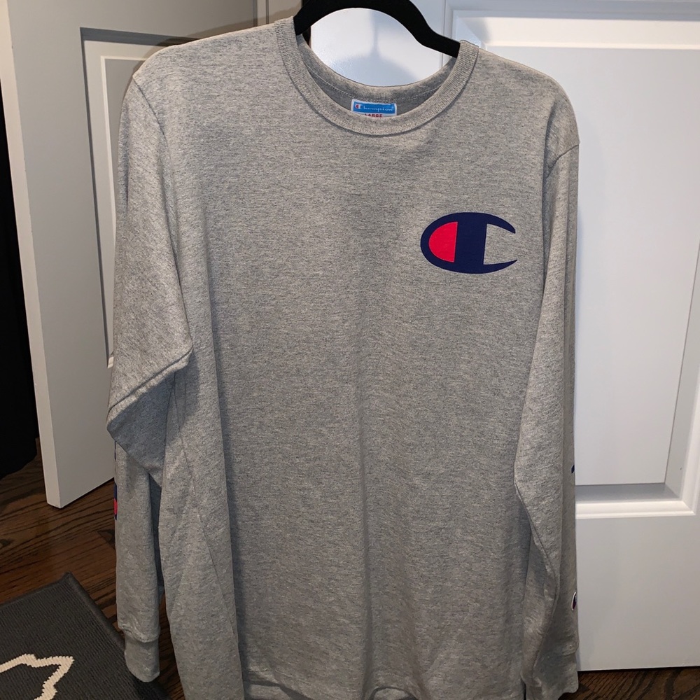 MEN’s GREY CHAMPION LONG SLEEVE